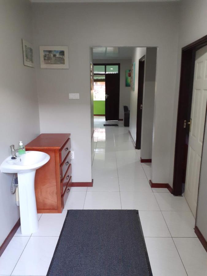 Max Garden And Pool Apartment Paramaribo Exterior foto